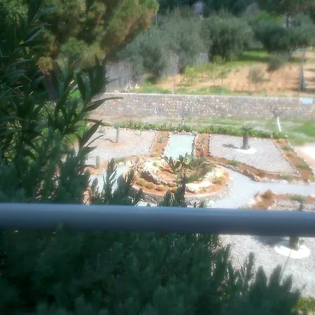 Διαμέρισμα George *