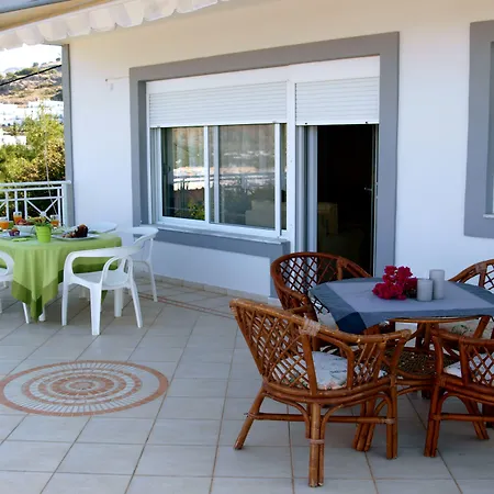 George Apartment Pefki (Rhodes)