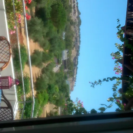 アパート George Pefki