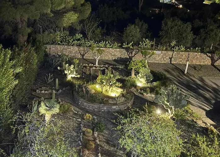 乔治海滩一室公寓酒店 *