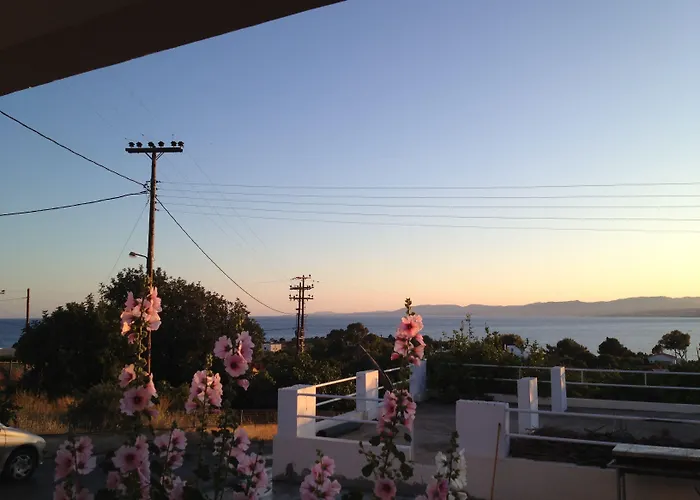 George Apartmán Pefki