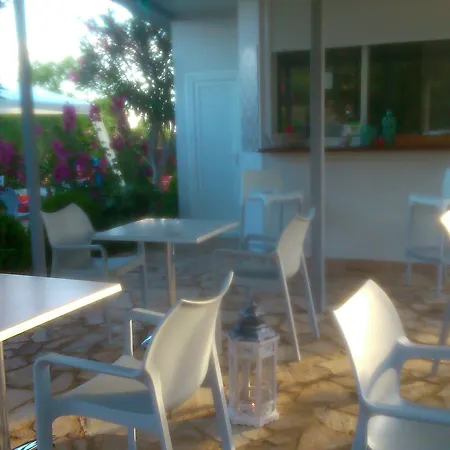 Apartament George Pefki