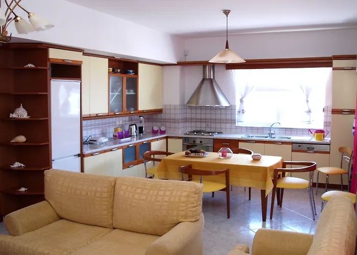 George Appartement Pefki